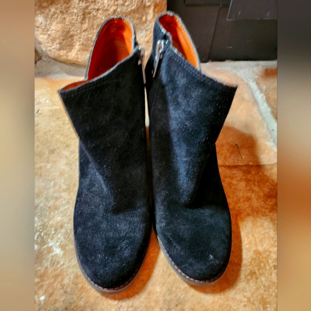 Lucky Brand suede wedge boots. Sz 8